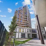 Appartement ensoleillé avec vue sur Paris et le Sacré-Cœur by Weekome